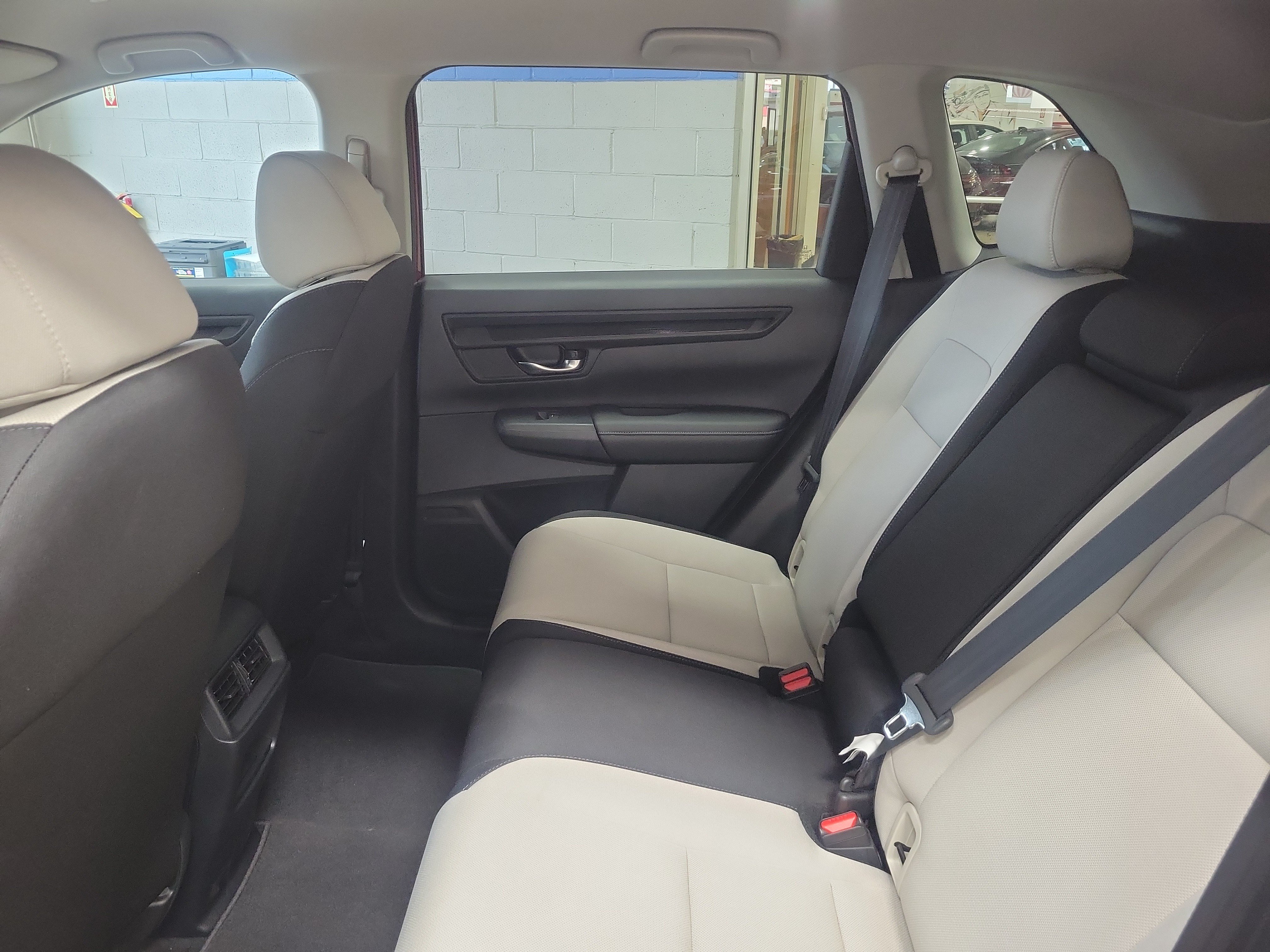 Used 2026 Honda CR-V LX image 8