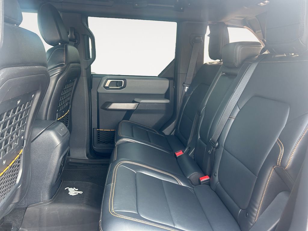 Used 2021 Ford Bronco Badlands image 11