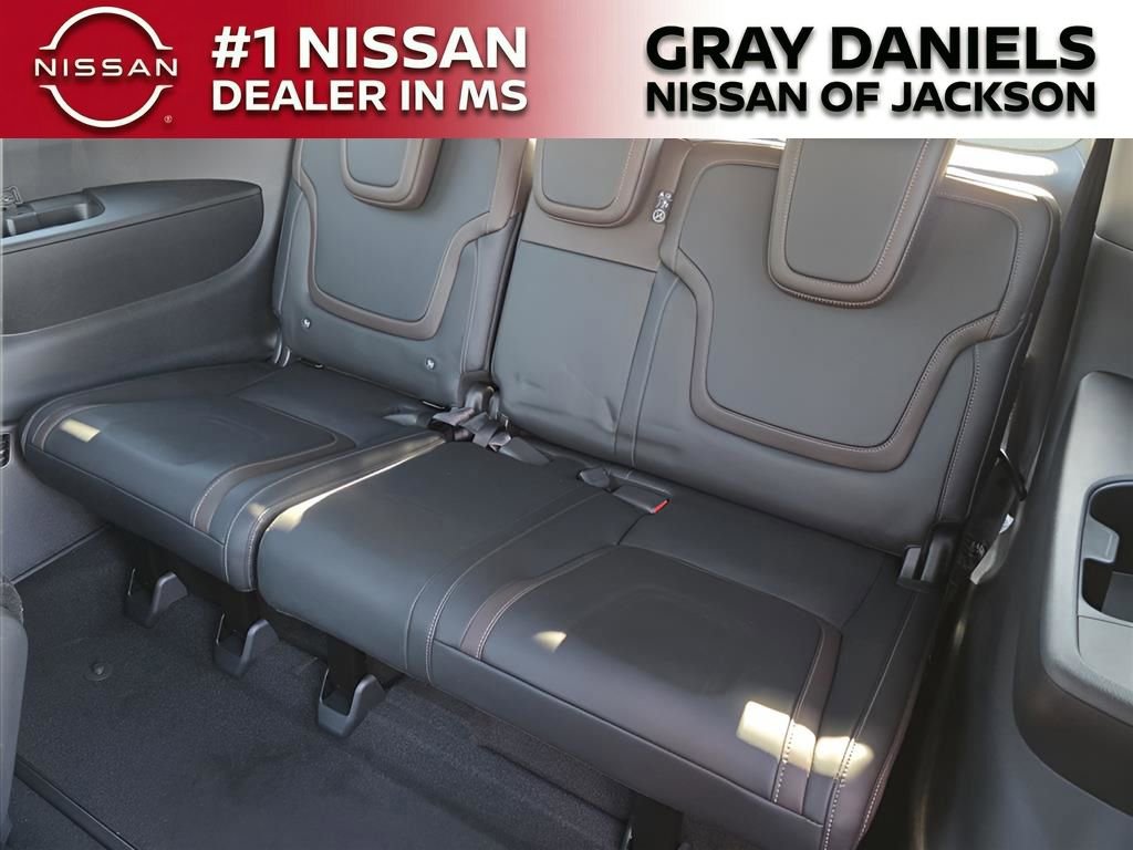 New 2026 Nissan Armada SL w/ Captain's Chari Seat Package image 15