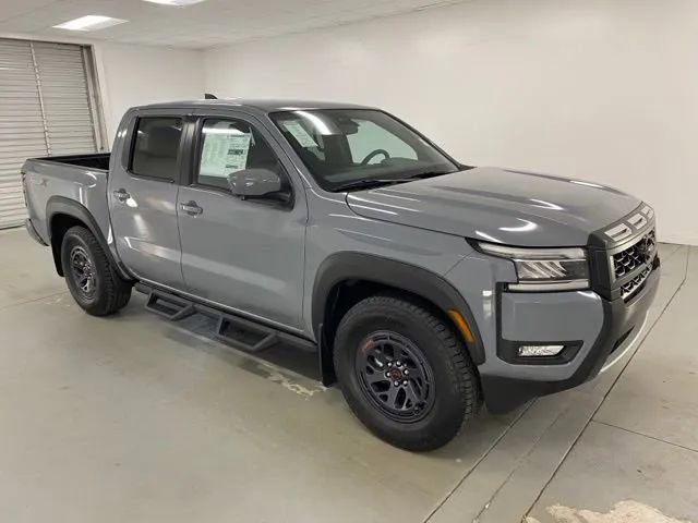 New 2025 Nissan Frontier Pro-X w/ Pro Convenience Package image 3