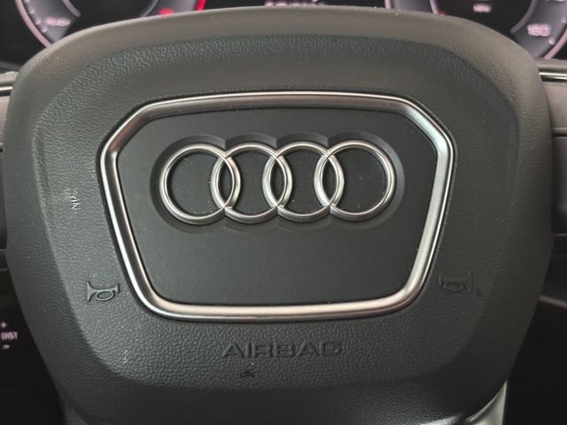 Used 2025 Audi Q8 Premium Plus AWD/4WD image 13