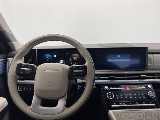 Used 2025 Hyundai Santa Fe Calligraphy FWD image 3