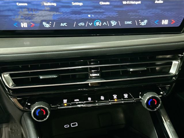 New 2026 Chevrolet Traverse LT w/ LPO, Floor Liner Package image 17