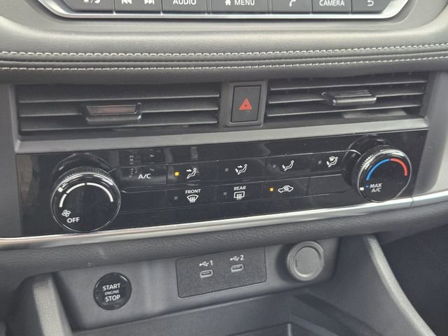 Used 2024 Nissan Rogue S image 23