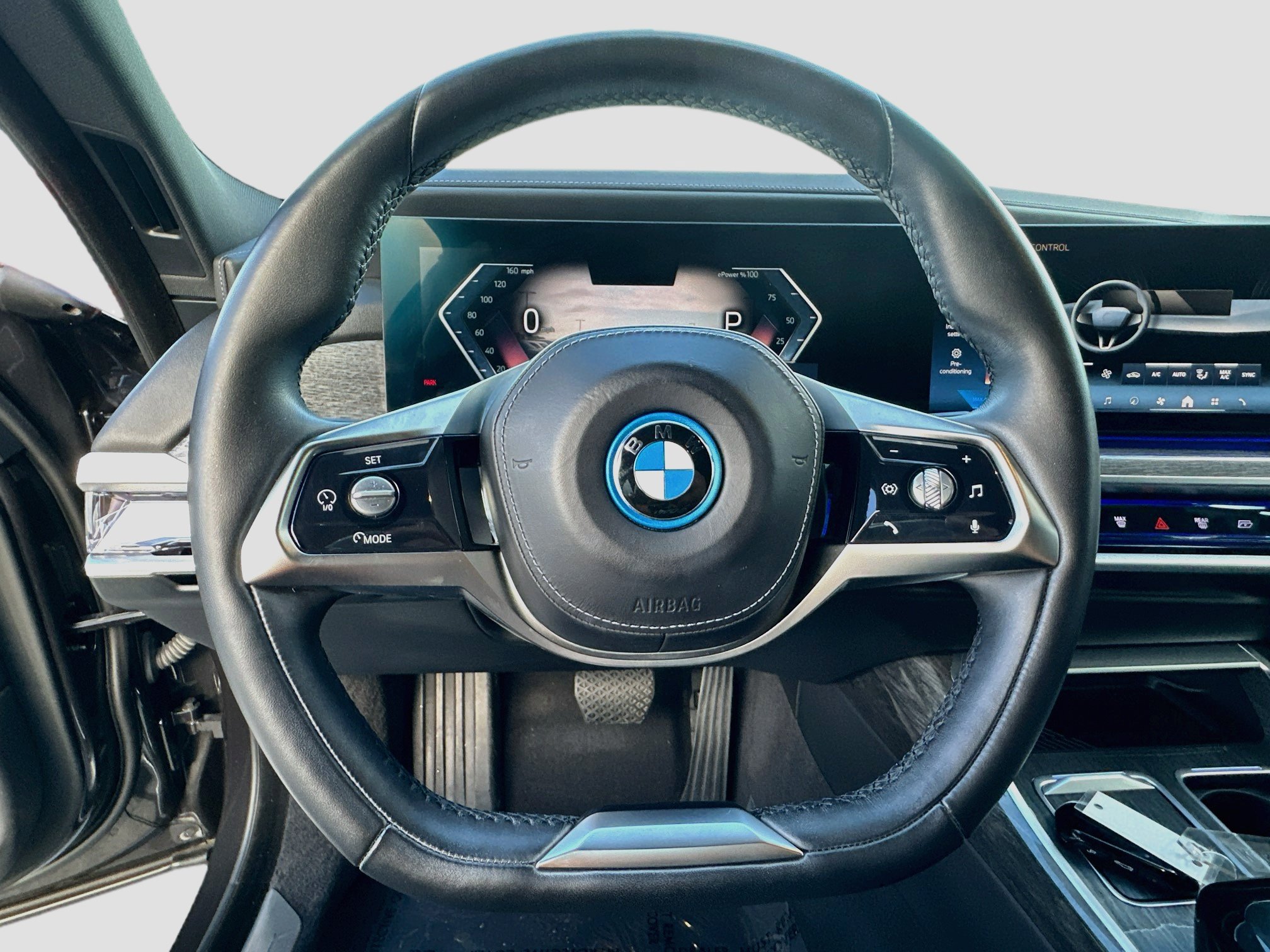 Certified 2024 BMW i7 xDrive60 AWD/4WD image 11