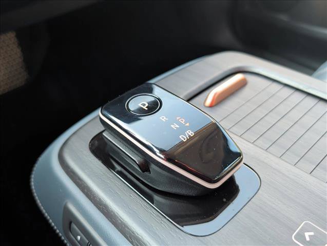 Used 2023 Nissan Ariya AWD/4WD image 16
