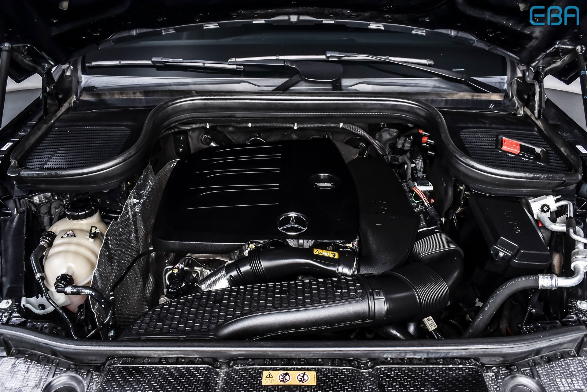 Used 2022 Mercedes-Benz GLE 350 4MATIC w/ Premium Package image 11