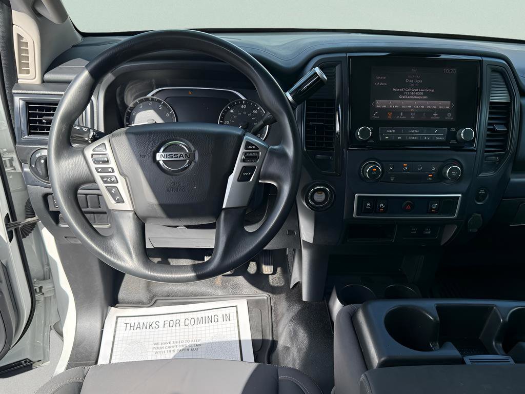 Used 2022 Nissan Titan S image 23