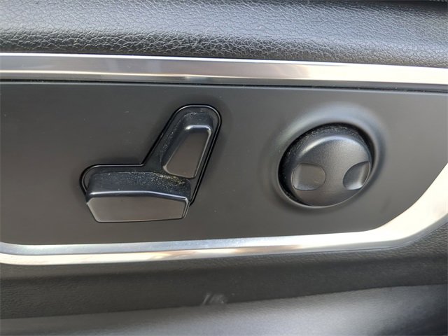 Used 2024 RAM 1500 Laramie image 22