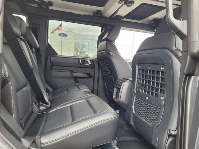 New 2025 Ford Bronco Badlands w/ Sasquatch Package AWD/4WD image 12