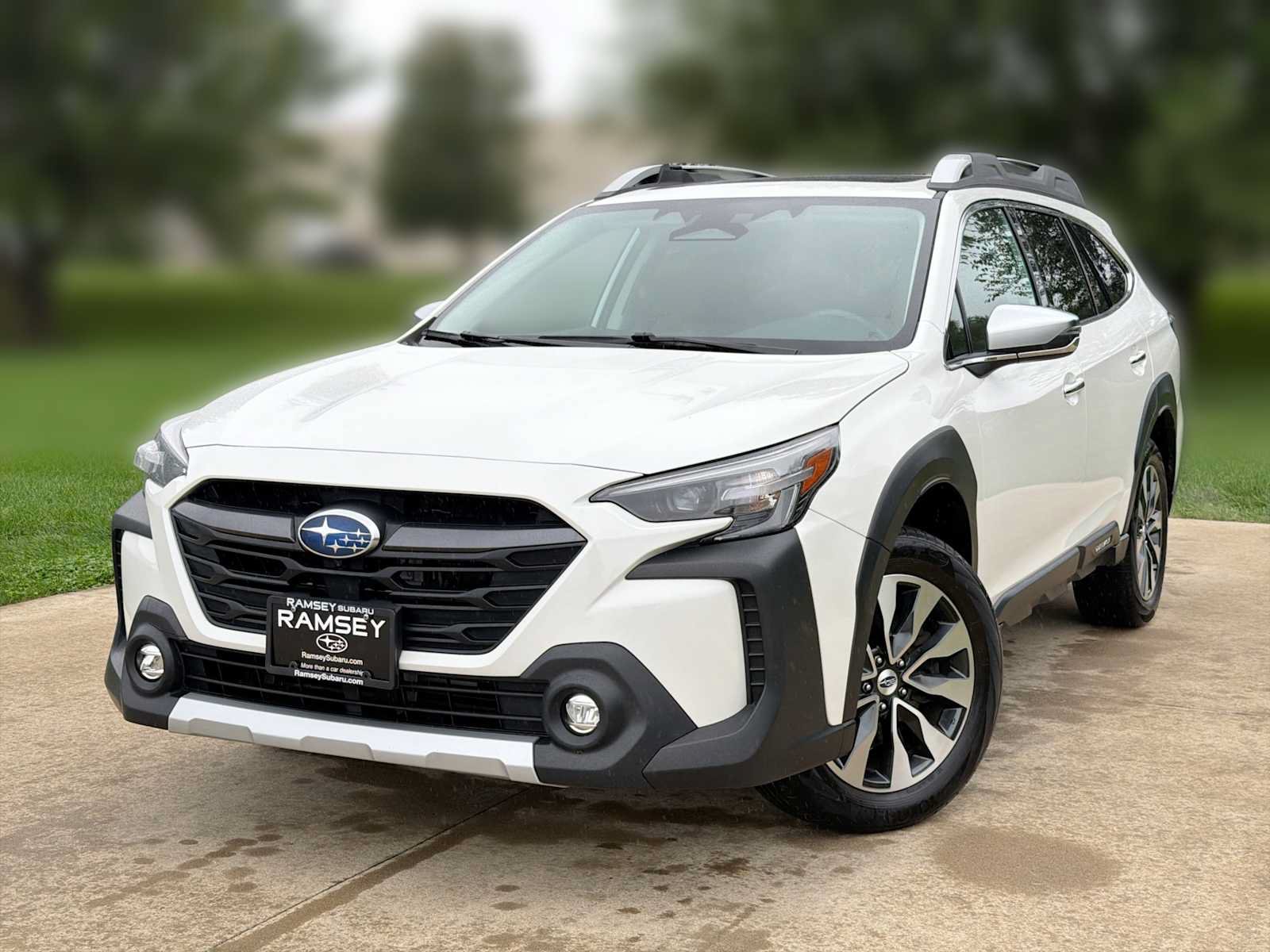Certified 2024 Subaru Outback Touring XT AWD/4WD image 1