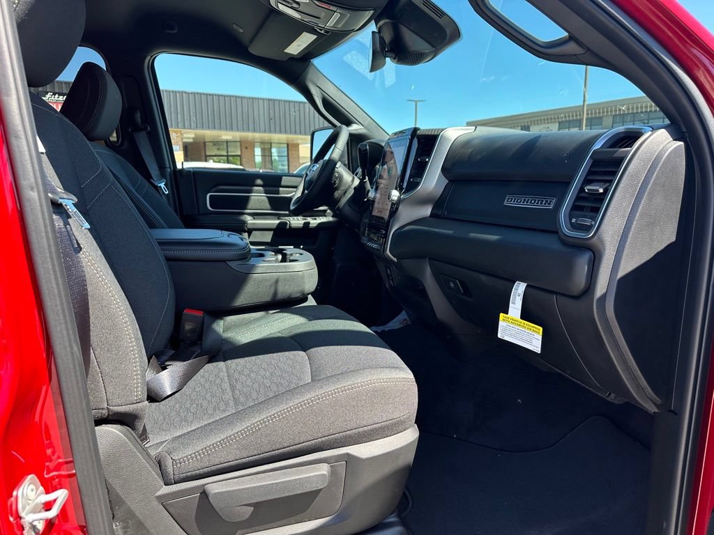 New 2026 RAM 2500 Big Horn AWD/4WD image 20