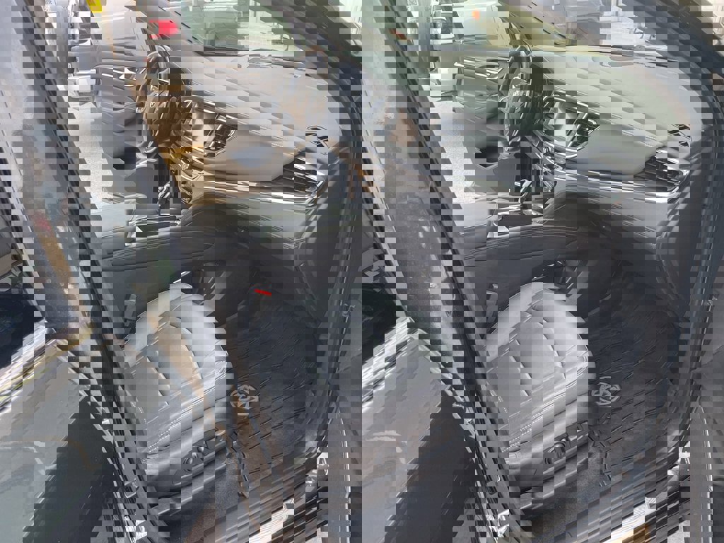 Used 2021 Buick Enclave Essence w/ Sound and Sites Package image 14