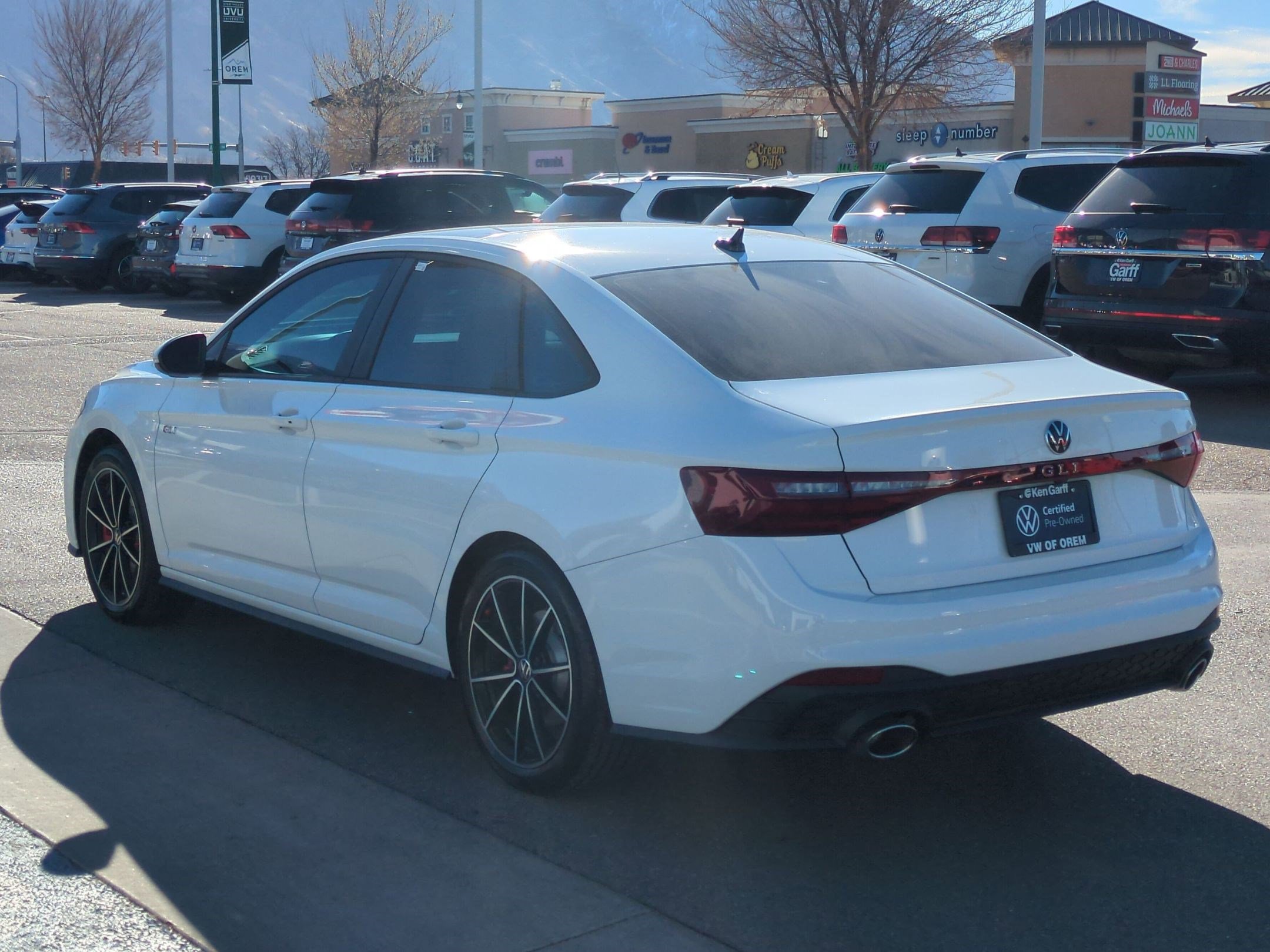 Used 2025 Volkswagen Jetta GLI Autobahn image 9
