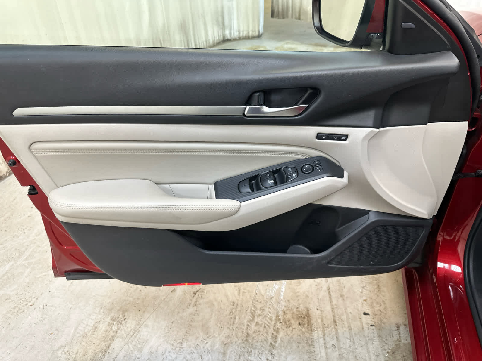 Used 2019 Nissan Altima 2.5 Platinum FWD image 27