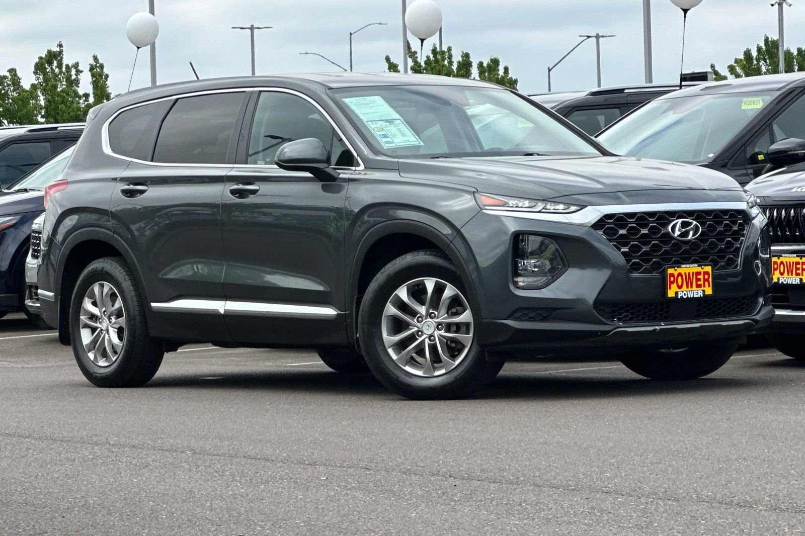 Used 2020 Hyundai Santa Fe SE AWD/4WD image 2