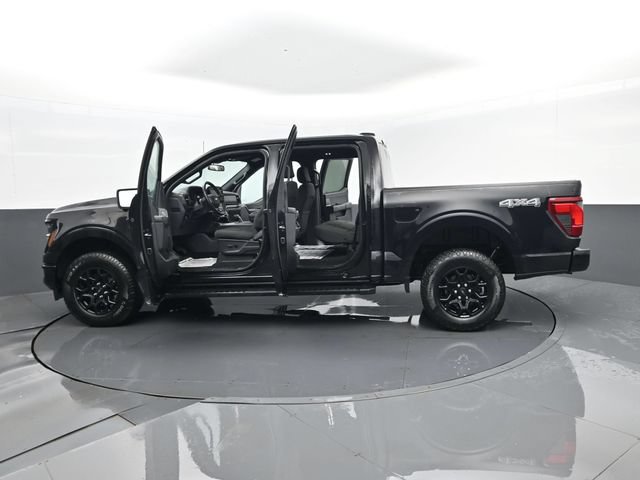 Used 2024 Ford F150 XLT w/ XLT Black Appearance Package AWD/4WD image 29