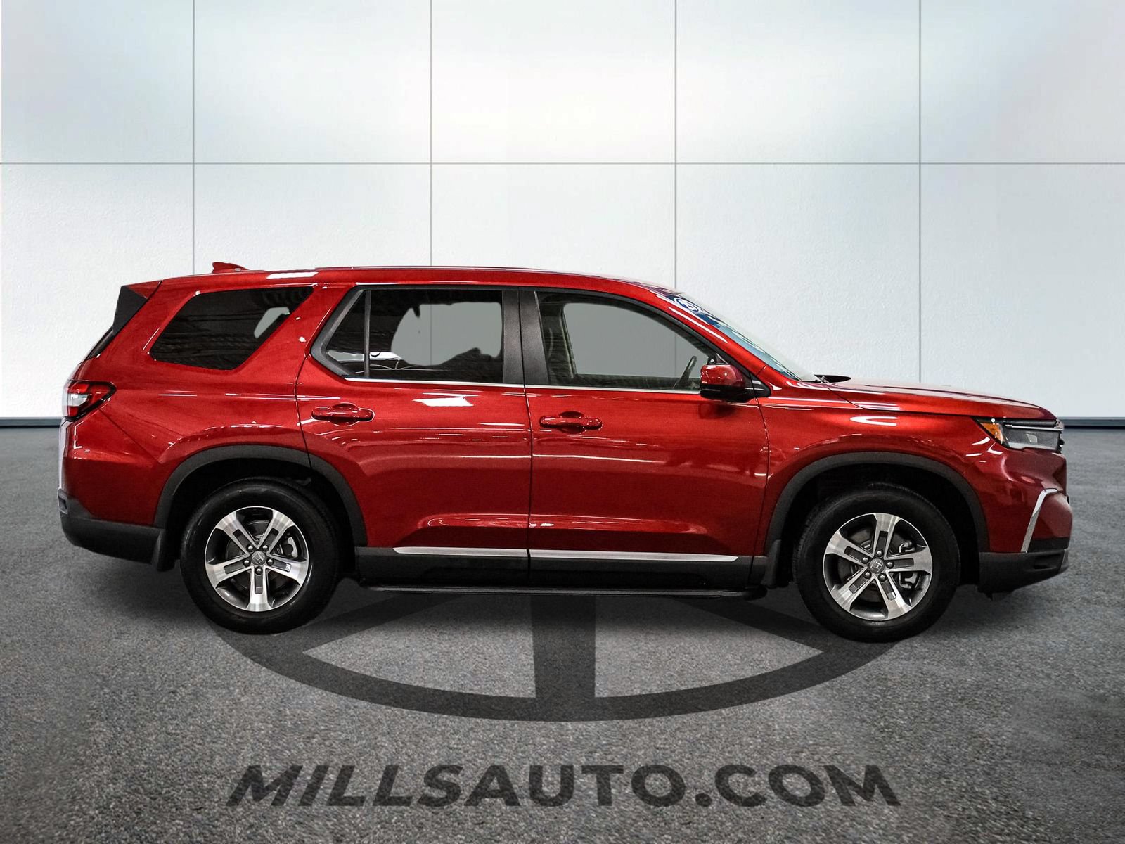 Used 2025 Honda Pilot EX-L image 9