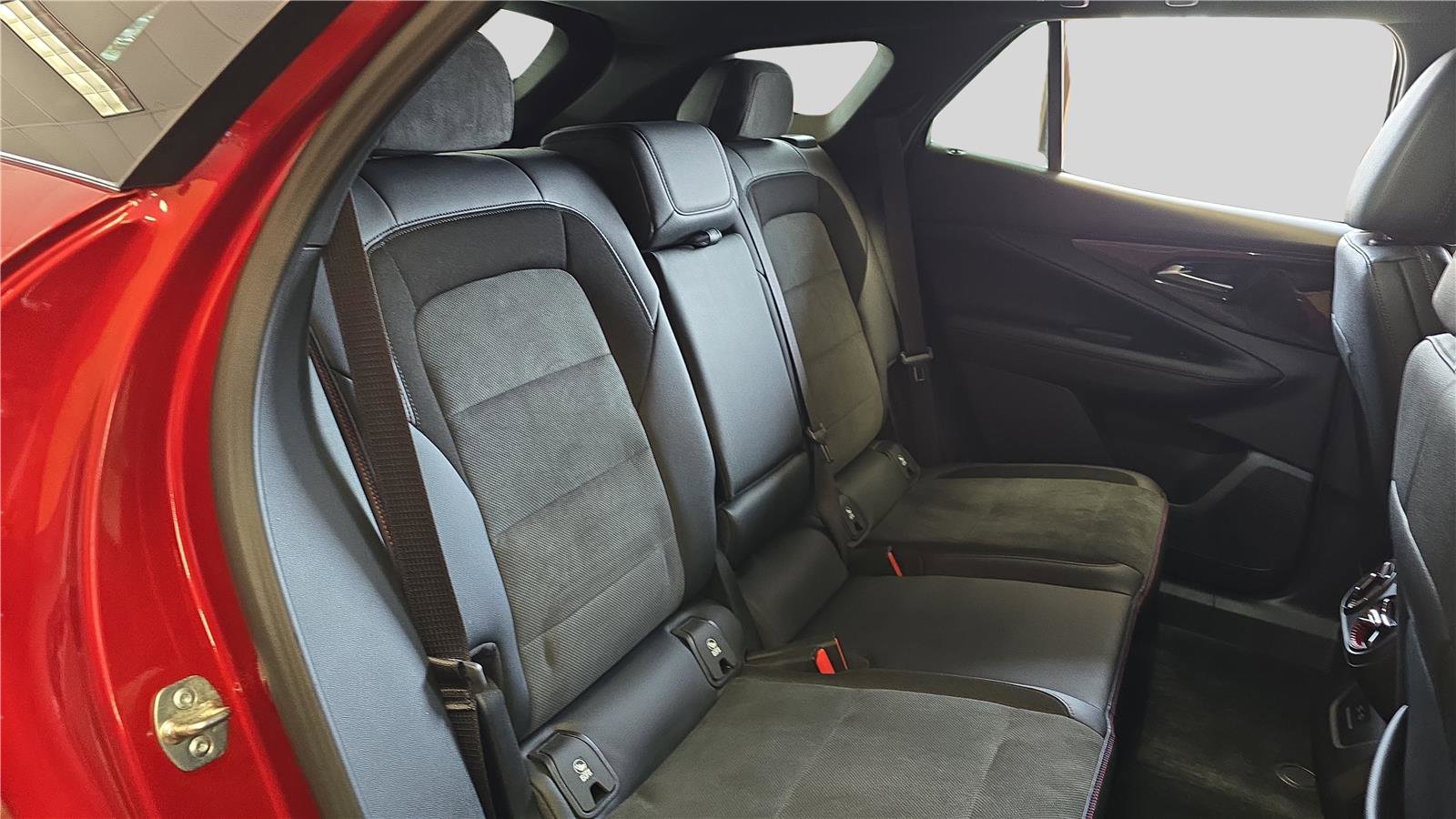 Used 2025 Chevrolet Blazer EV RS image 16