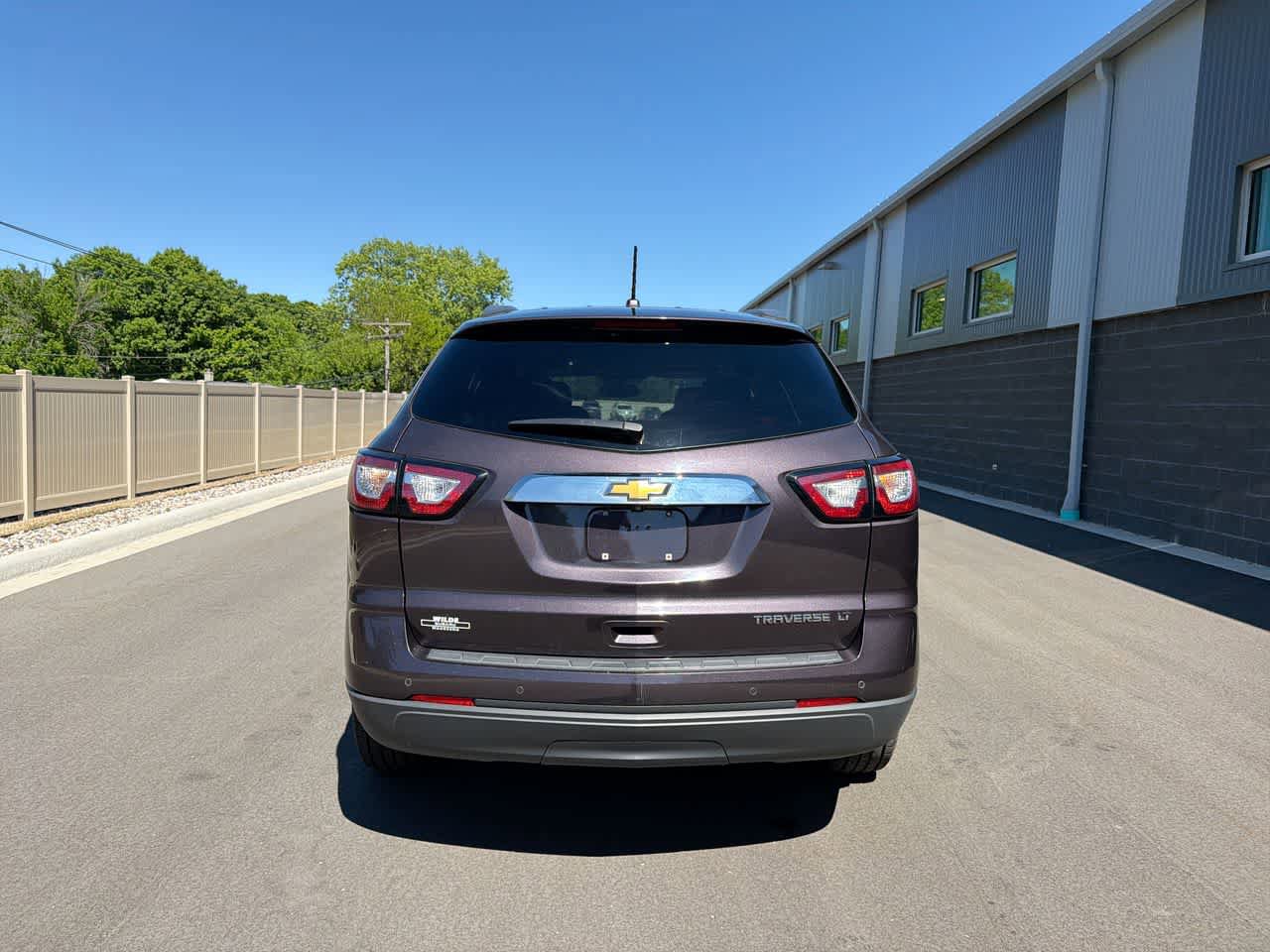 Used 2015 Chevrolet Traverse LT w/ Style and Technology Package FWD image 12