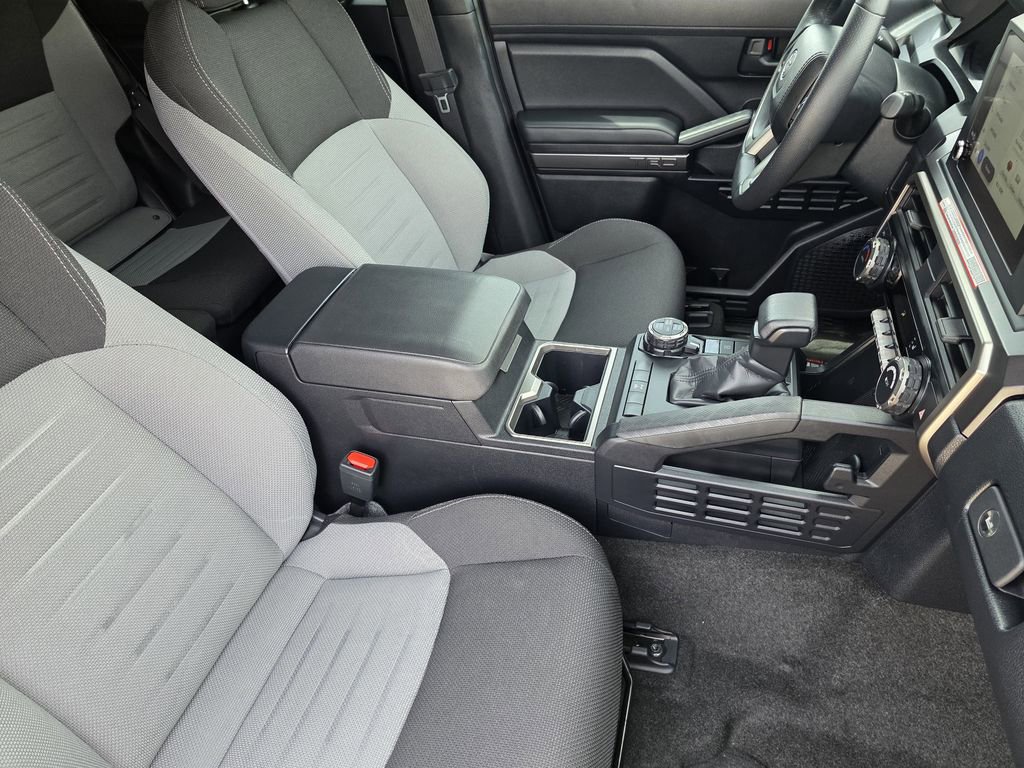 Used 2025 Toyota 4Runner TRD Off-Road AWD/4WD image 12