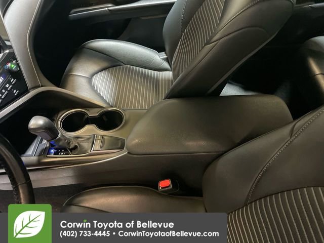 Used 2024 Toyota Camry SE image 18