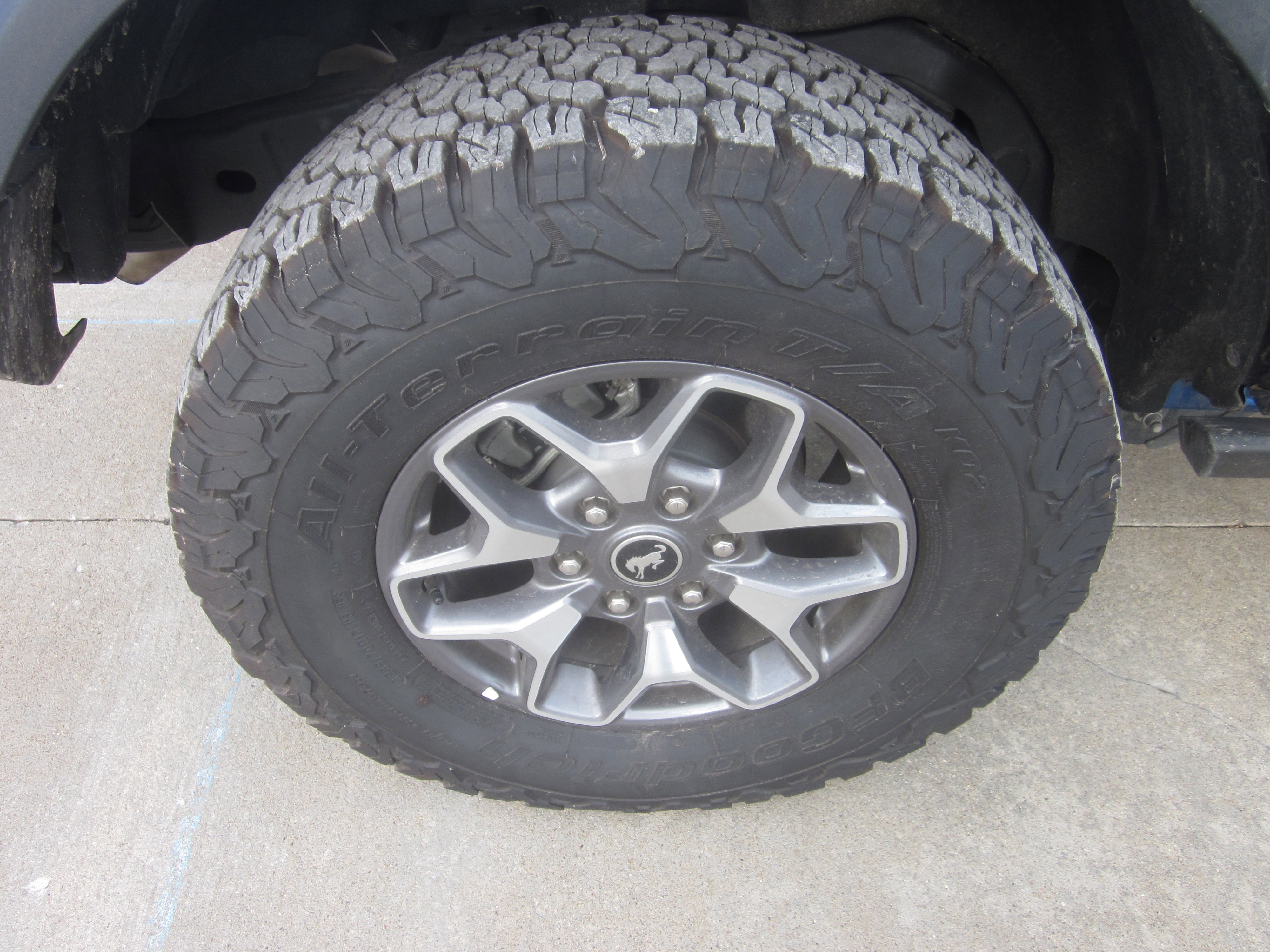 Used 2025 Ford Bronco Badlands AWD/4WD image 7