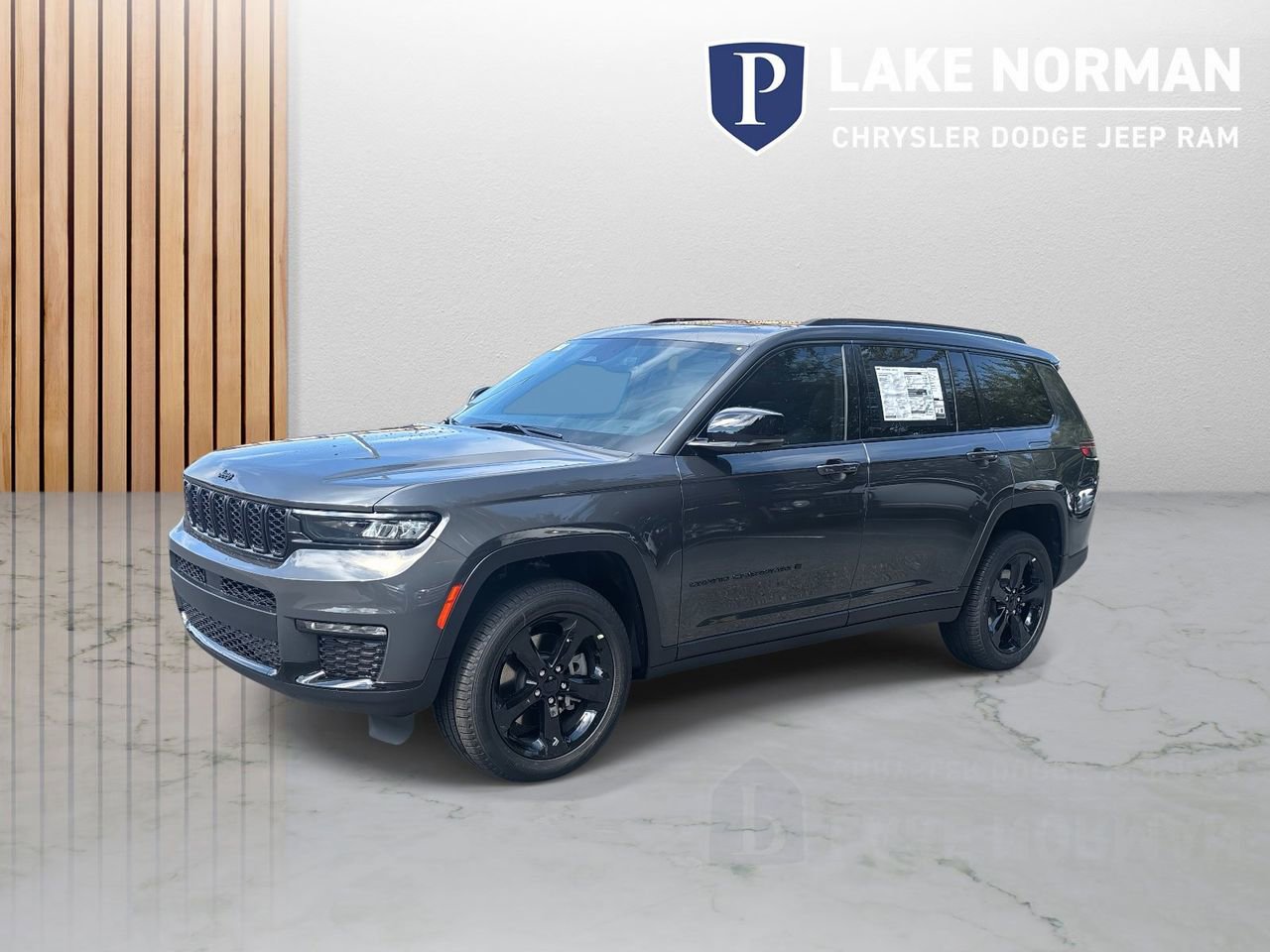 New 2025 Jeep Grand Cherokee Limited w/ Luxury Tech Group II AWD/4WD image 3