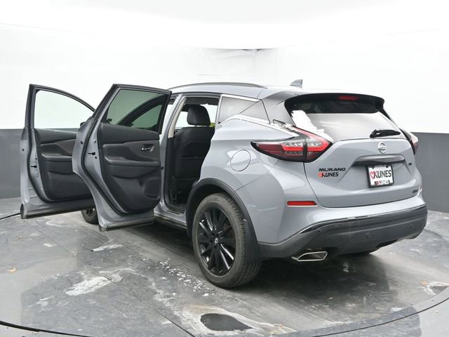Used 2022 Nissan Murano SV w/ SV Midnight Edition Package image 56