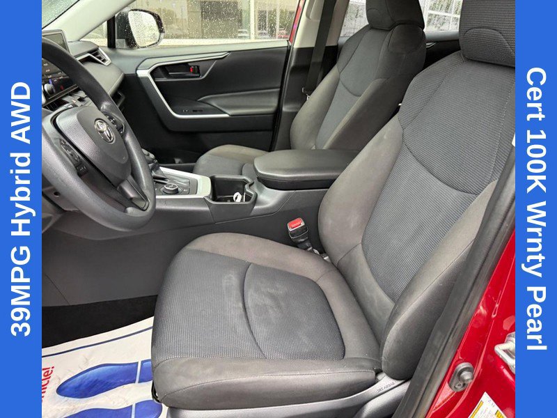Used 2025 Toyota RAV4 LE AWD/4WD image 16