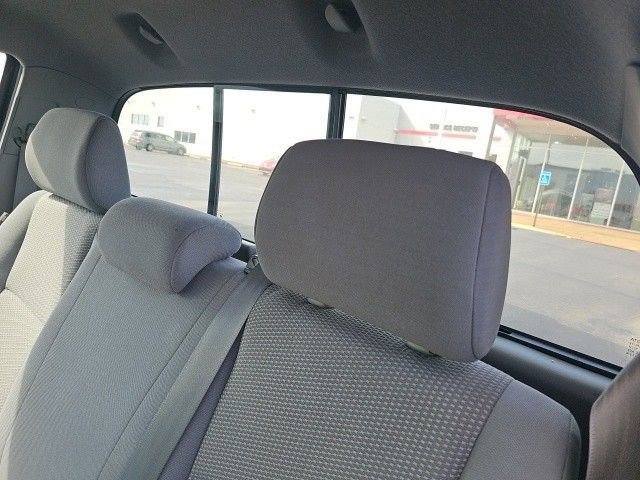 Used 2010 Toyota Tacoma 2WD Regular Cab image 16