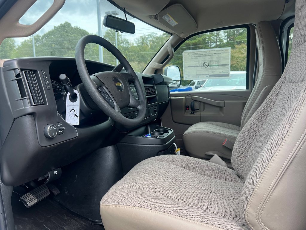 New 2025 Chevrolet Express 2500 Work Van w/ Driver Convenience Package image 14
