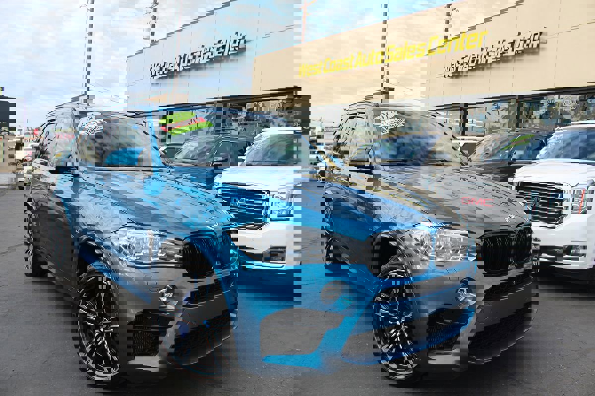 Used 2018 BMW X5 M image 44