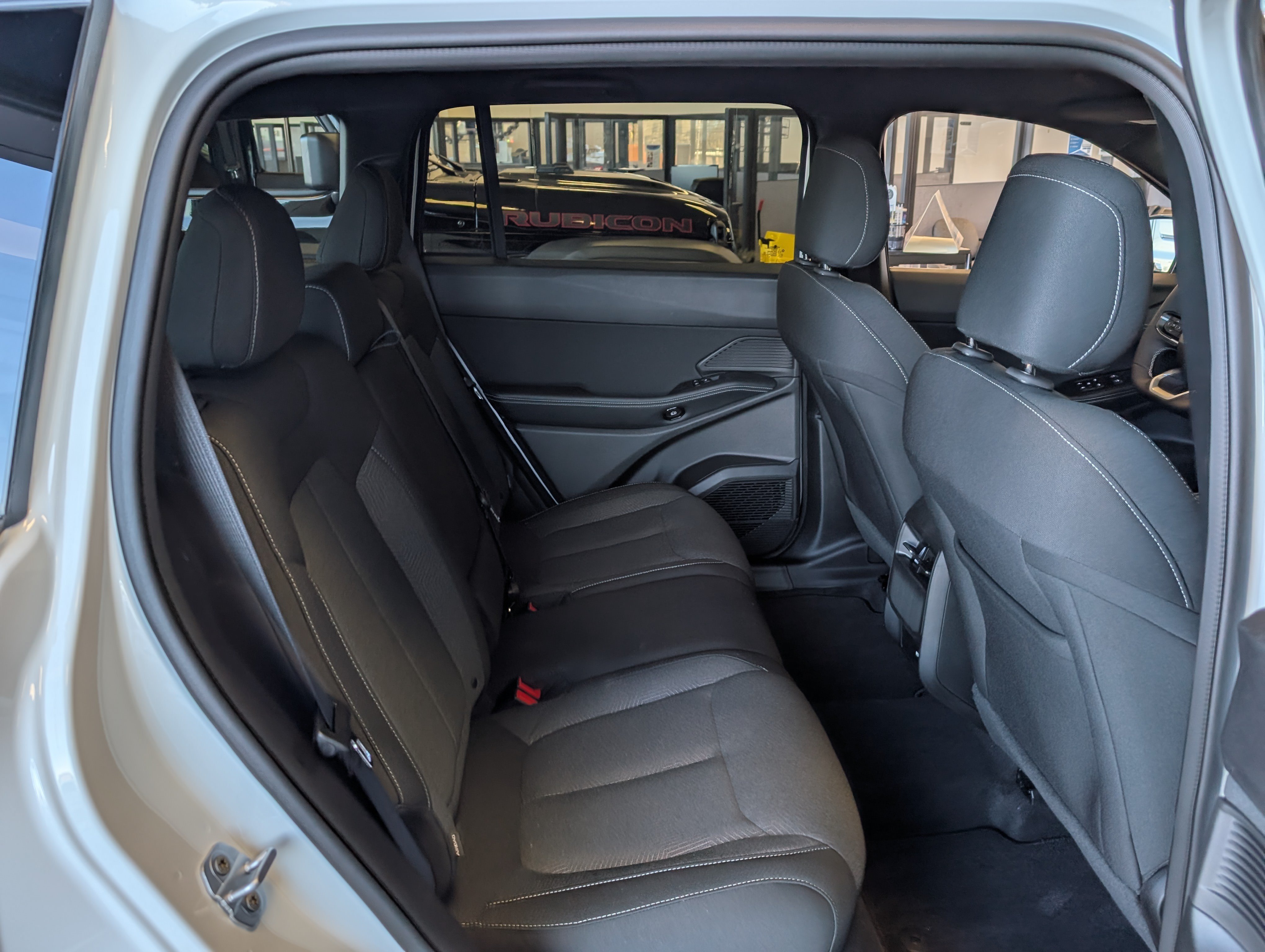 New 2026 Jeep Cherokee Laredo AWD/4WD image 11