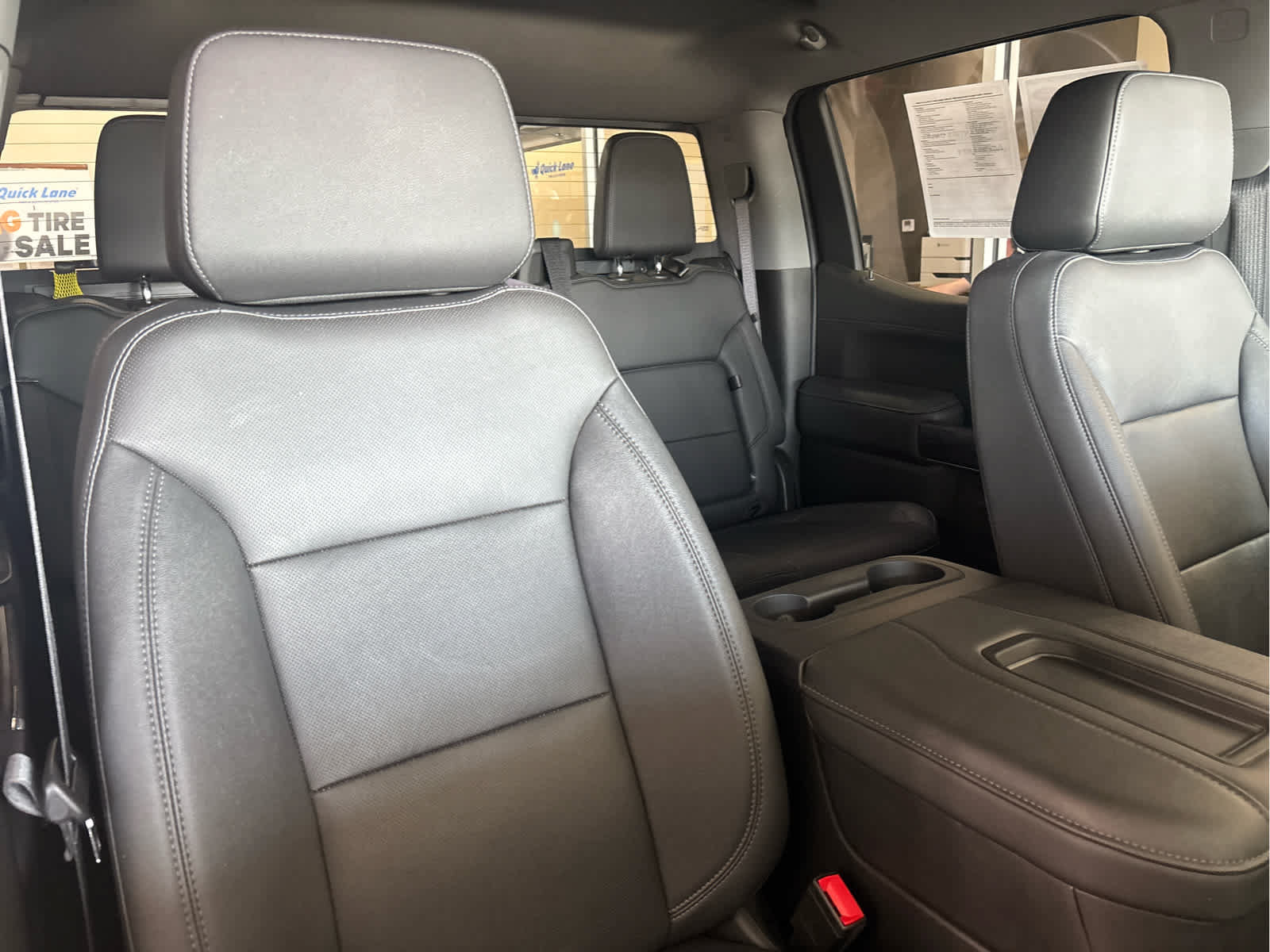 Used 2022 Chevrolet Silverado 1500 LTZ AWD/4WD image 37