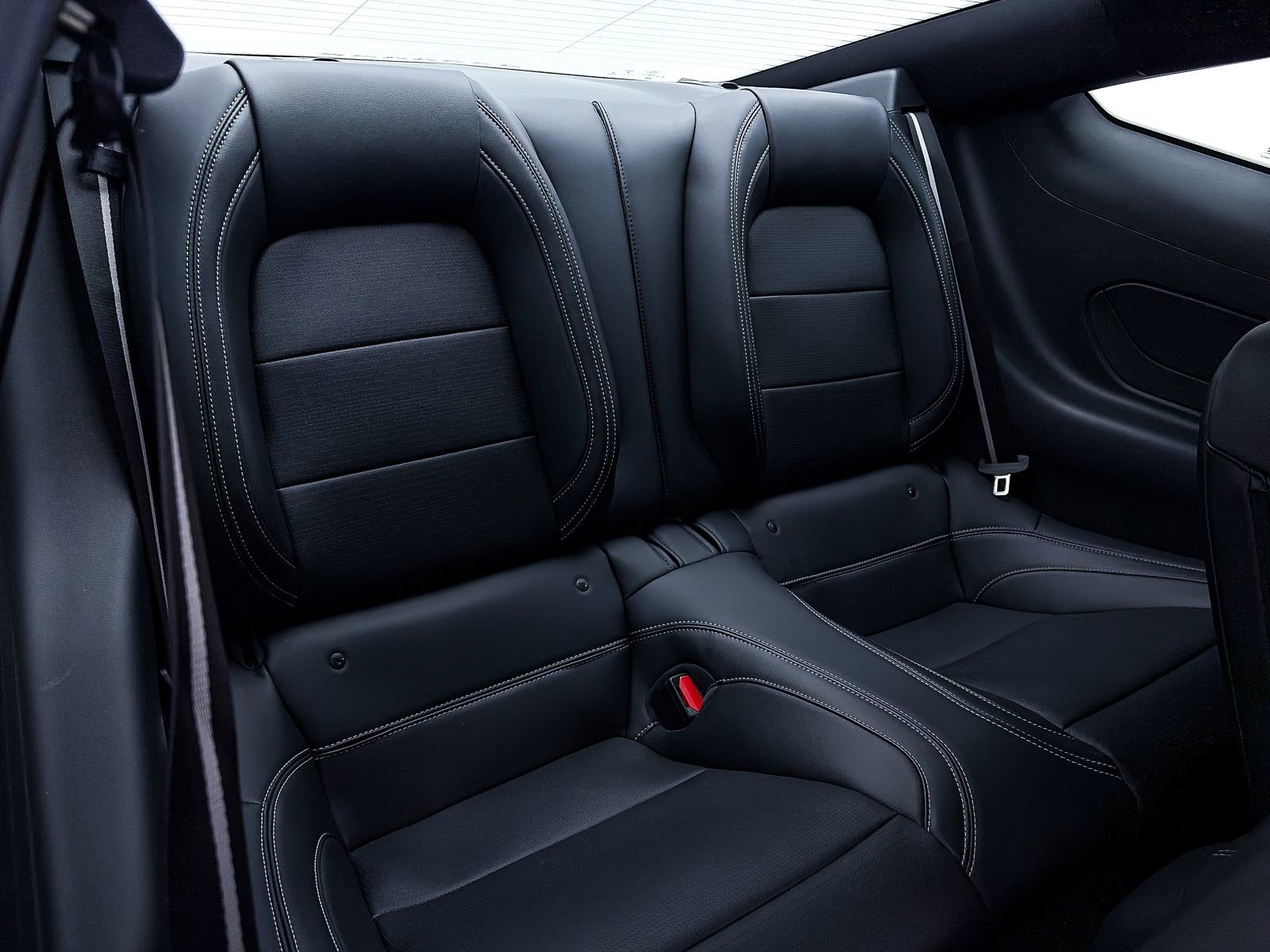 Used 2024 Ford Mustang GT Premium image 37