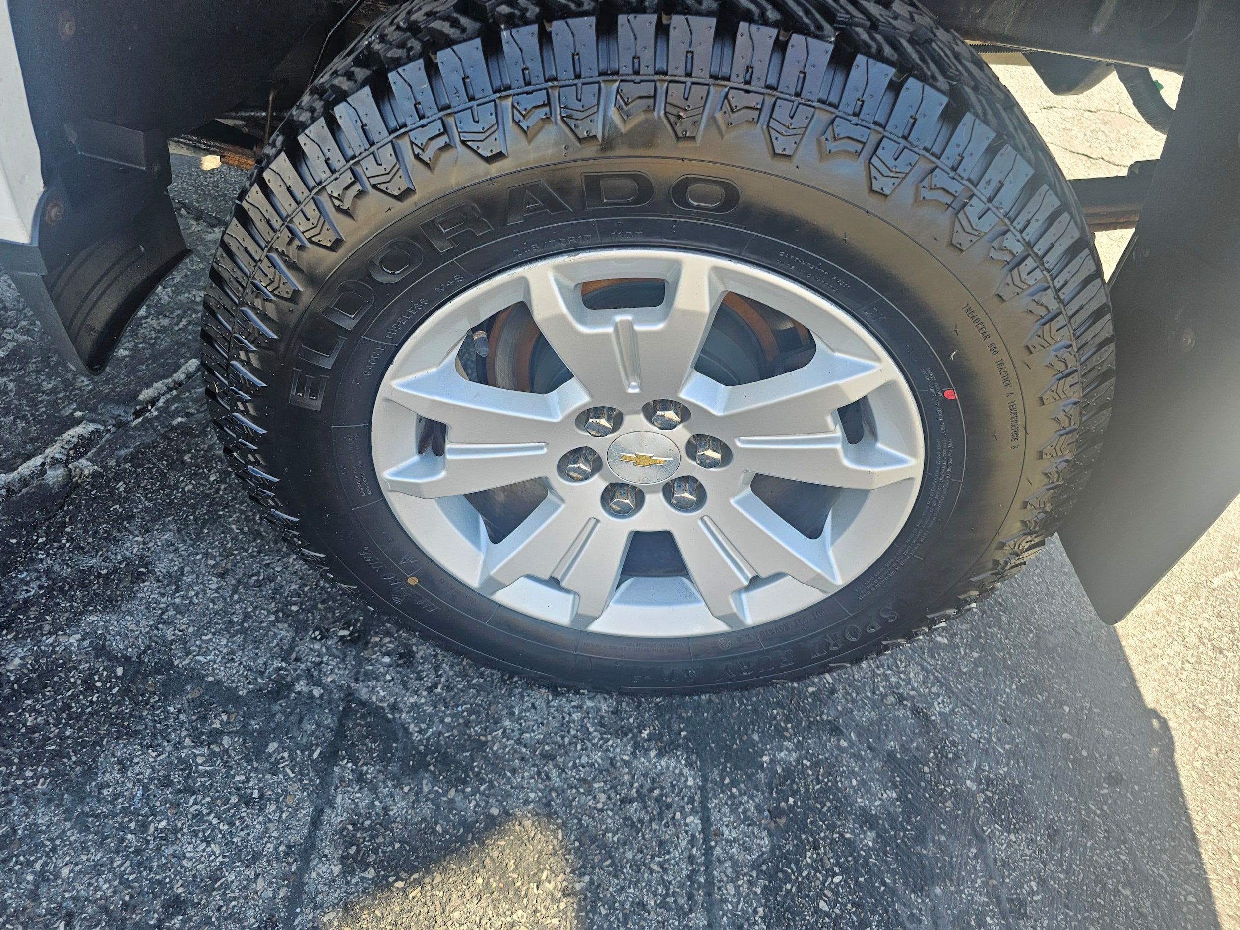 Used 2015 Chevrolet Colorado LT AWD/4WD image 10