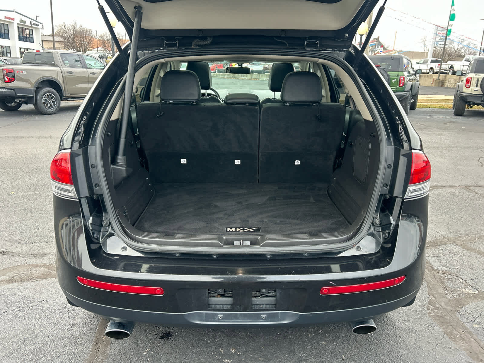 Used 2014 Lincoln MKX w/ Equipment Group 102A image 6