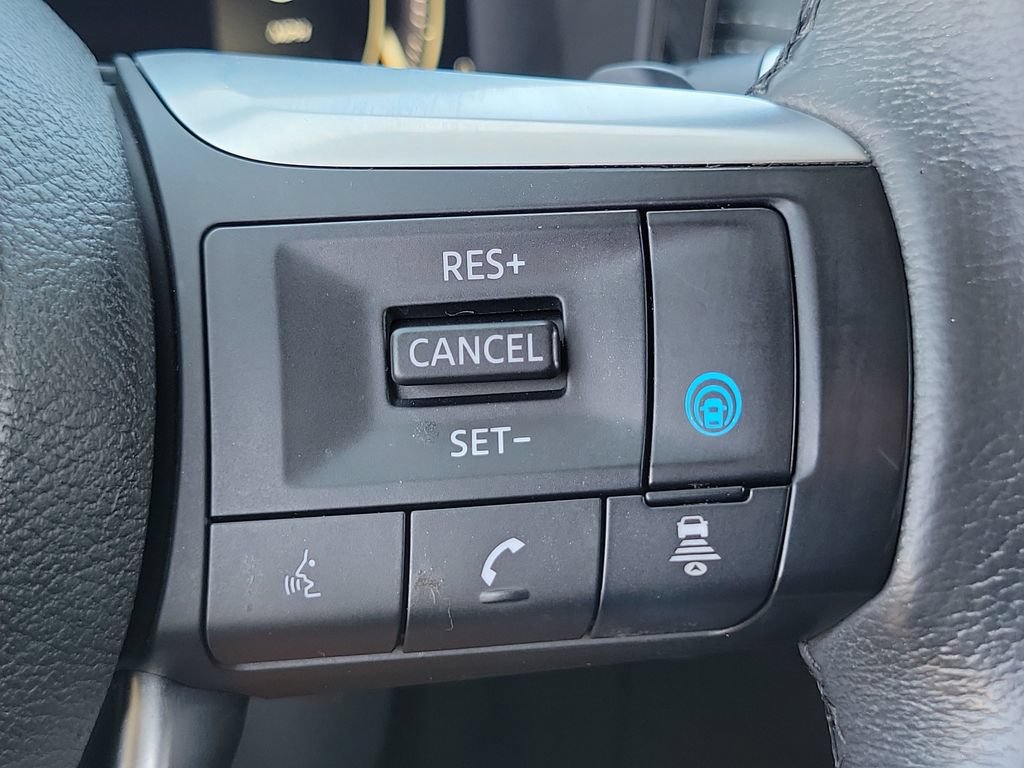 Used 2023 INFINITI QX60 Luxe w/ Cargo Package AWD/4WD image 6