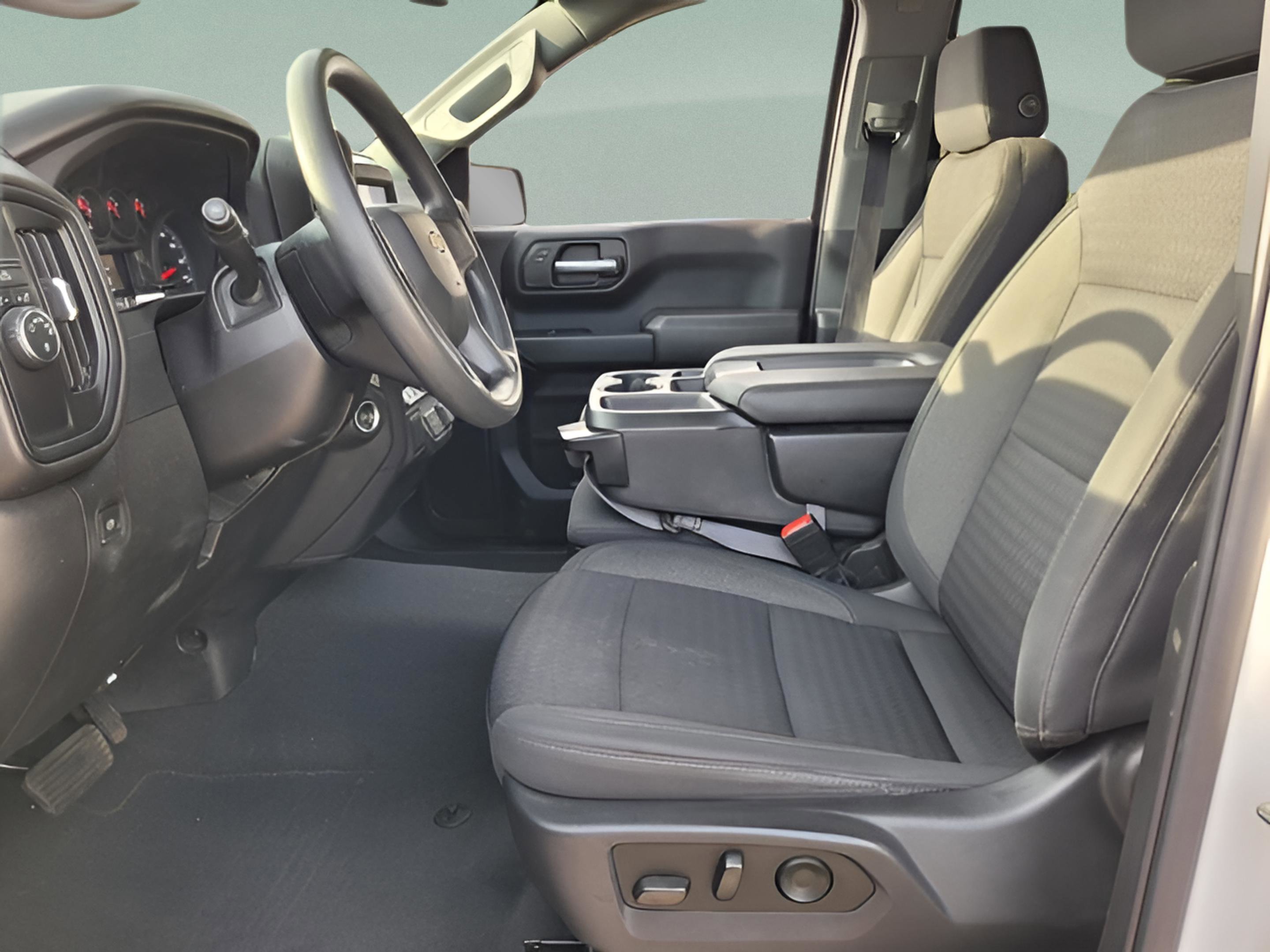 Used 2022 Chevrolet Silverado 1500 Custom image 12