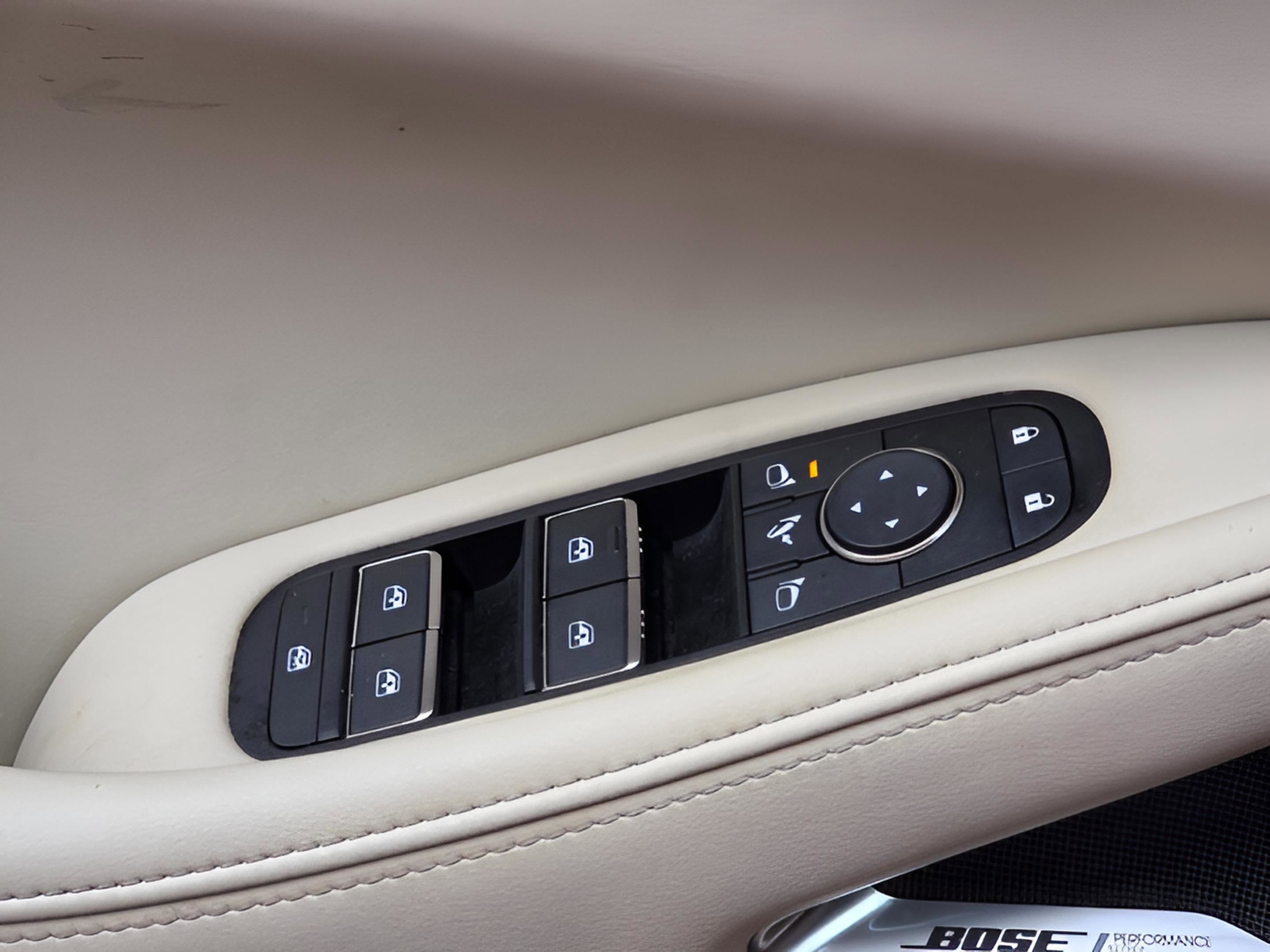 Used 2025 INFINITI QX60 Luxe w/ Vision Package image 29