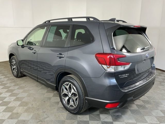 Used 2023 Subaru Forester Premium image 9