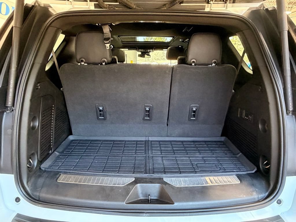 Used 2023 GMC Yukon Denali AWD/4WD image 10