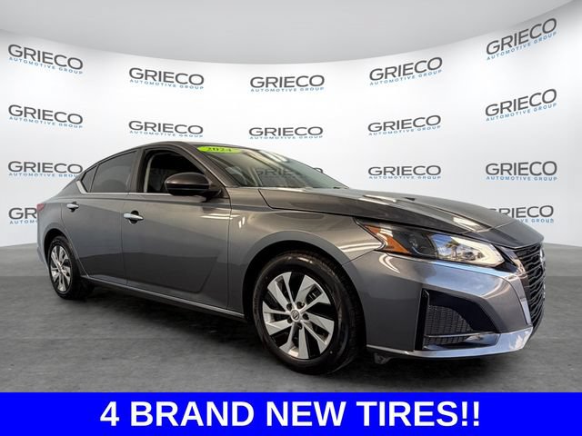 Used 2024 Nissan Altima 2.5 S FWD image 1