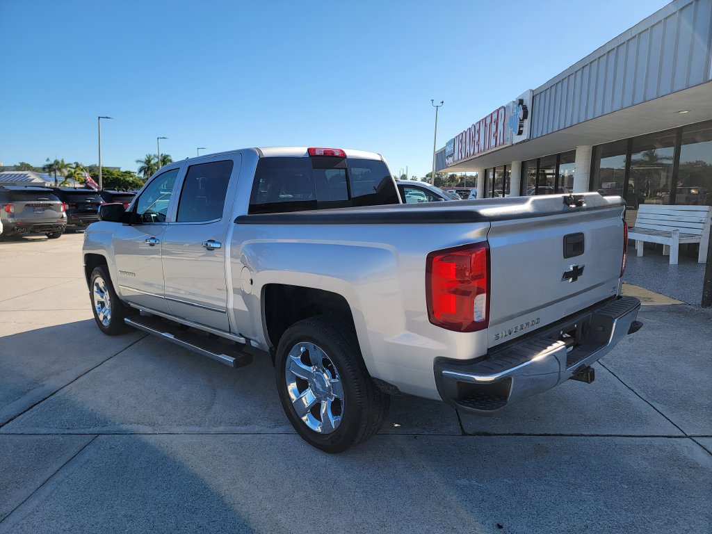 Used 2018 Chevrolet Silverado 1500 LTZ RWD image 3