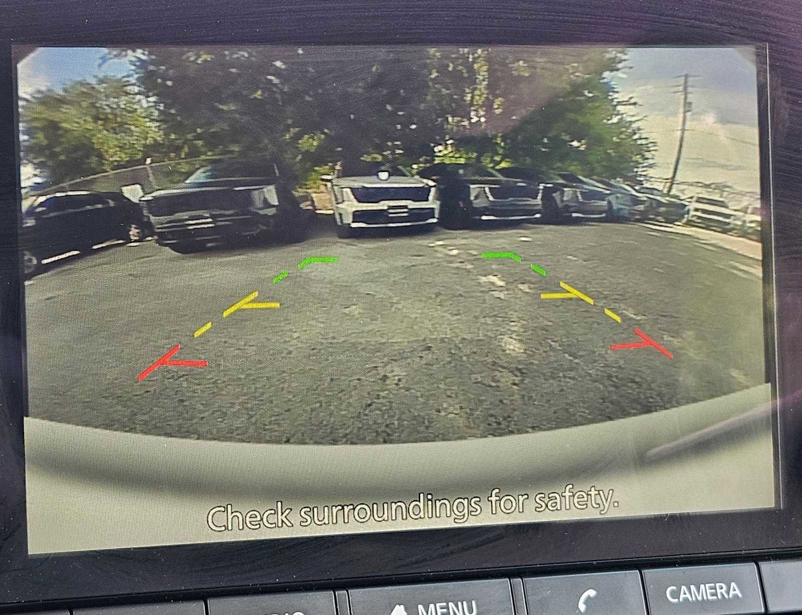 Used 2025 Nissan Pathfinder S image 23