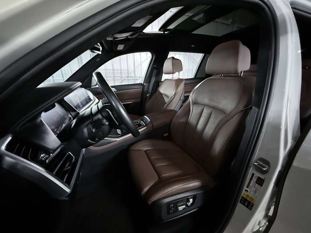 Used 2021 BMW X7 xDrive40i w/ Premium Package 2 image 18