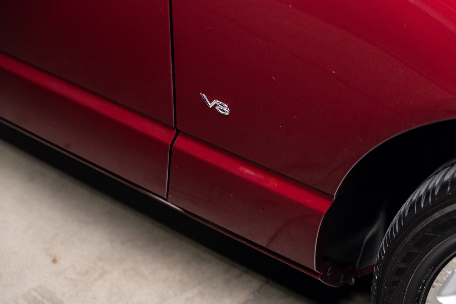 Used 2004 Ford Thunderbird Deluxe image 54