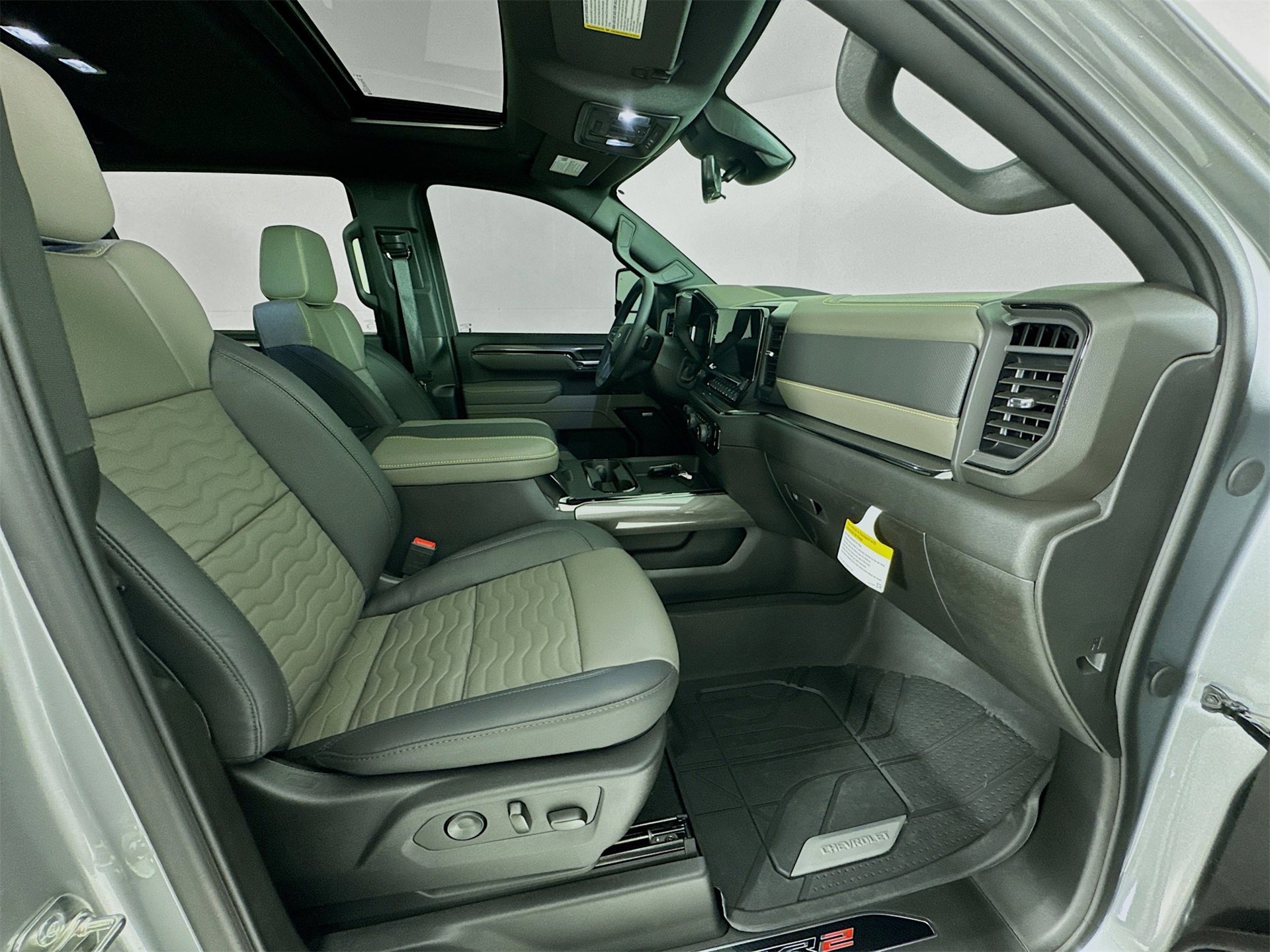 Used 2026 Chevrolet Silverado 2500 ZR2 image 31