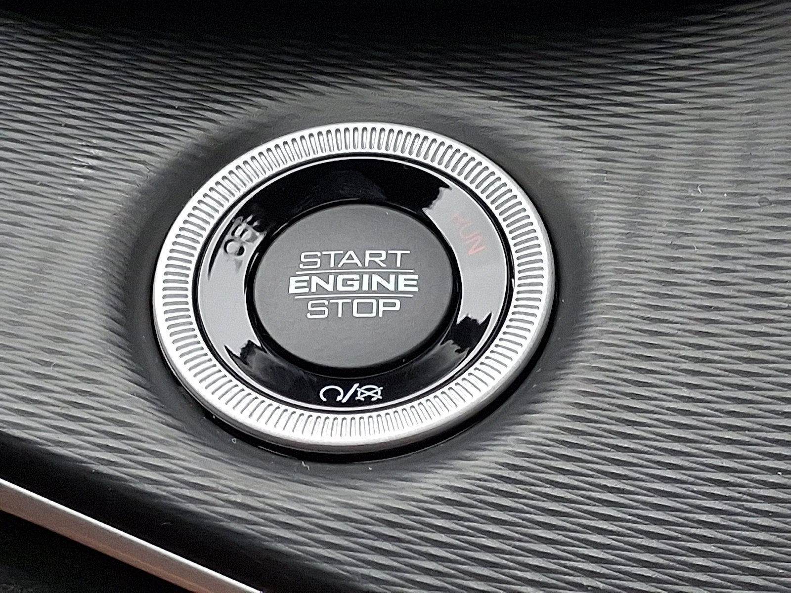 Used 2023 Jeep Grand Cherokee Altitude image 26